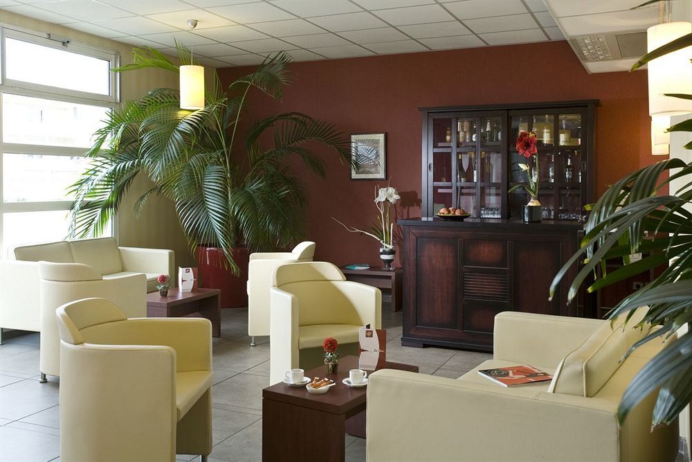 Ibis Styles Lyon Meyzieu Arena Stadium Екстер'єр фото