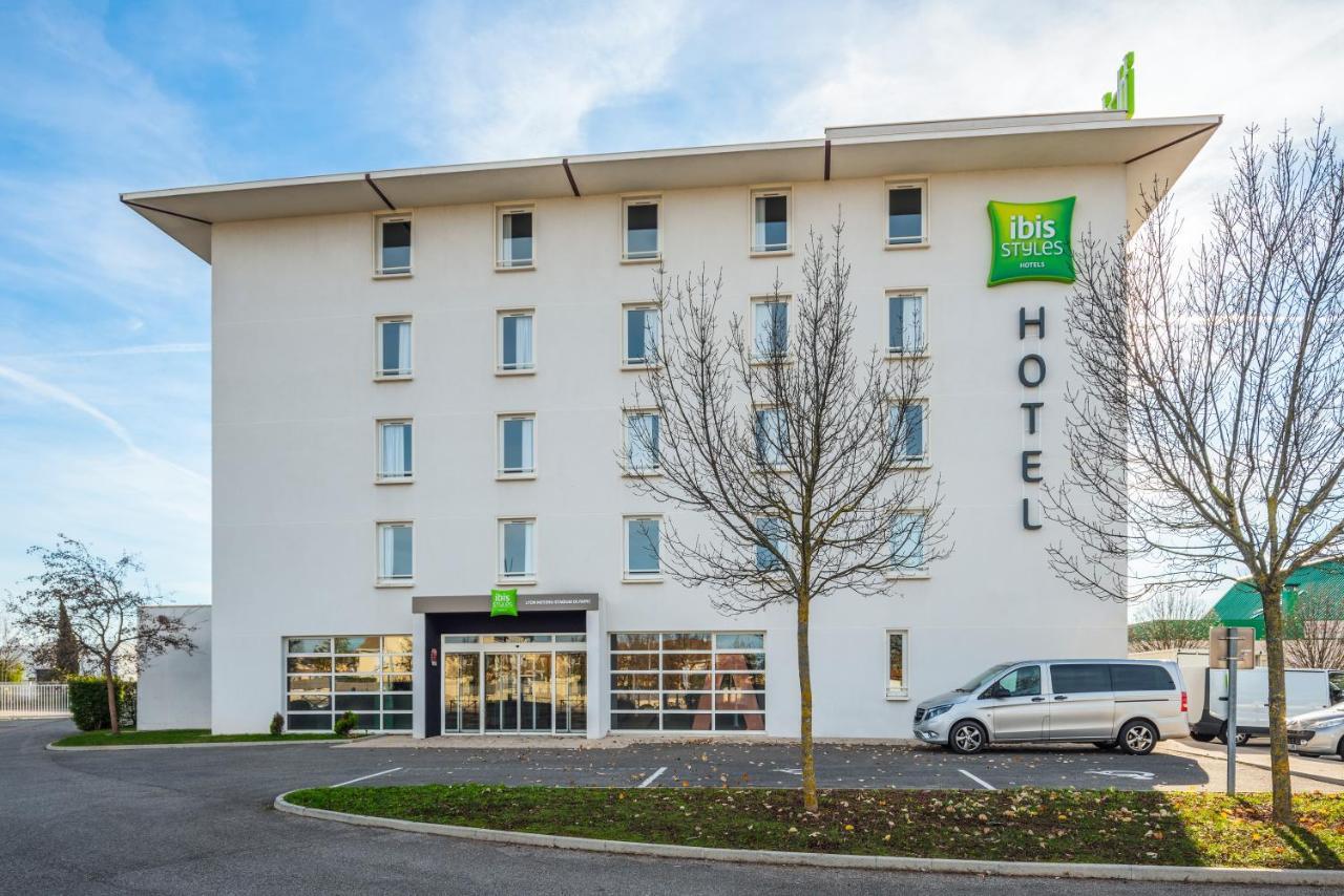 Ibis Styles Lyon Meyzieu Arena Stadium Екстер'єр фото
